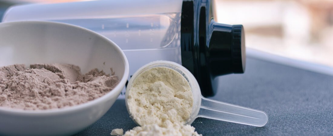 Não Consigo Bater a Proteína do Dia Mesmo Tomando Whey: O Que Fazer?