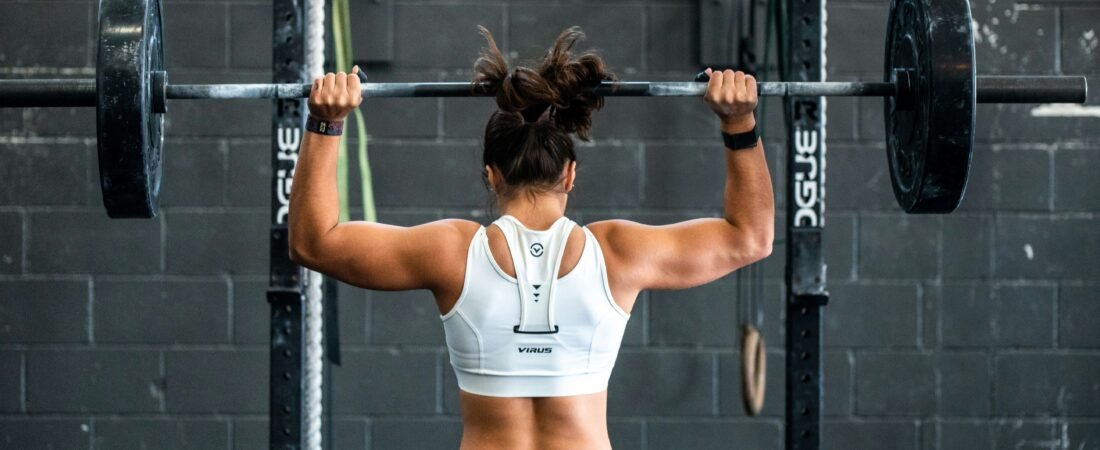 Treino de 30 minutos: Como ganhar massa muscular com pouco tempo (Provado pela Ciência)